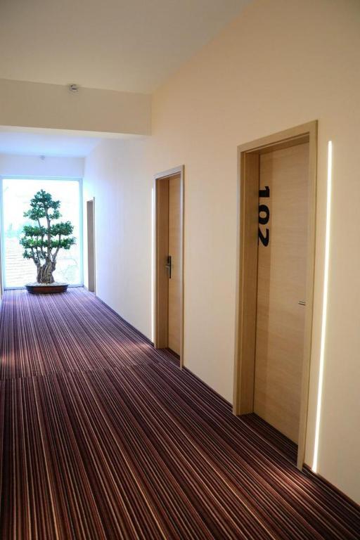 Zenti Plaza Hotel Дробета-Турну-Северин Екстер'єр фото