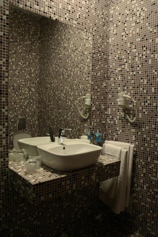 Zenti Plaza Hotel Дробета-Турну-Северин Екстер'єр фото